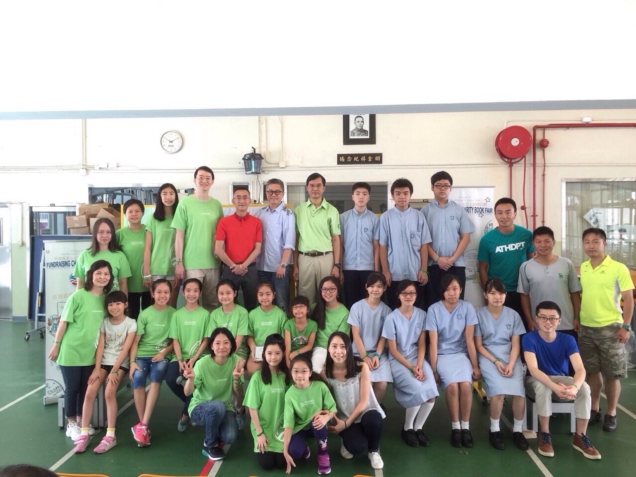 万通保险小太空人训练计划慈善义卖书展